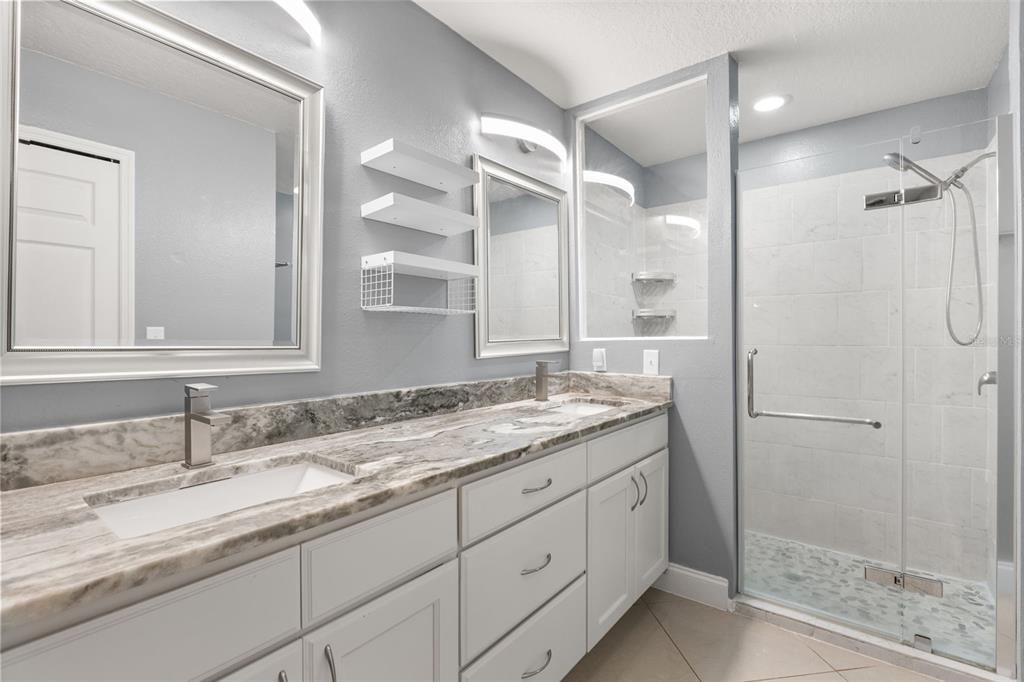 Active With Contract: $700,000 (3 beds, 2 baths, 1708 Square Feet)