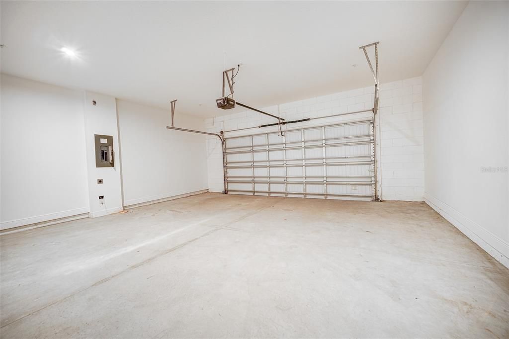 В аренду: $3,150 (3 спален, 2 ванн, 1776 Квадратных фут)