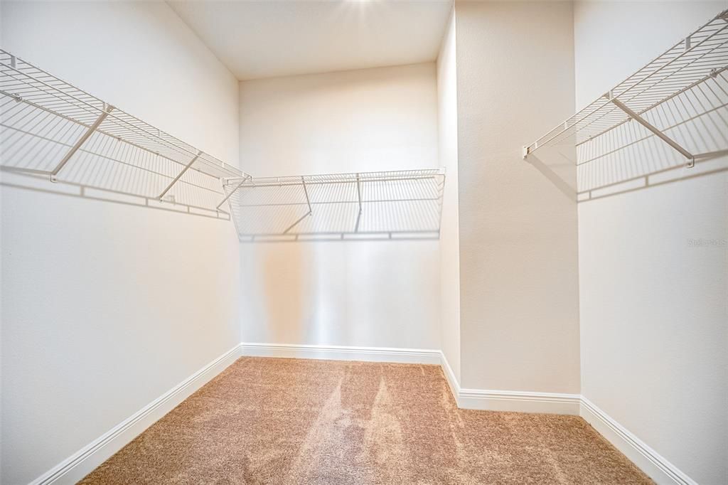 В аренду: $3,150 (3 спален, 2 ванн, 1776 Квадратных фут)