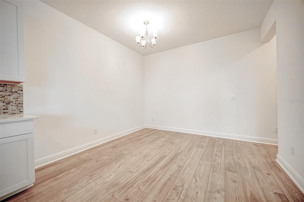 В аренду: $3,150 (3 спален, 2 ванн, 1776 Квадратных фут)