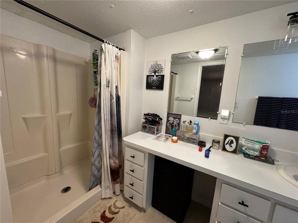 For Sale: $230,000 (3 beds, 2 baths, 1506 Square Feet)