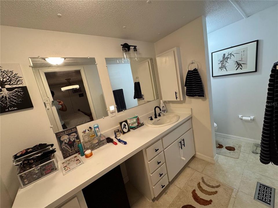 For Sale: $230,000 (3 beds, 2 baths, 1506 Square Feet)
