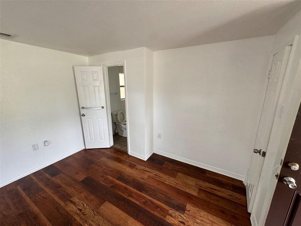 For Sale: $329,000 (4 beds, 0 baths, 1726 Square Feet)