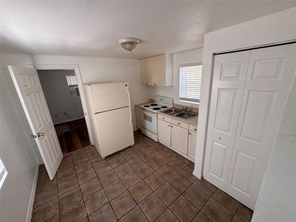 For Sale: $329,000 (4 beds, 0 baths, 1726 Square Feet)