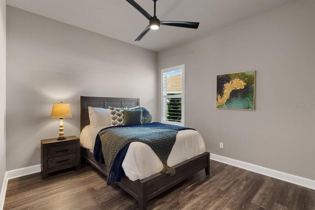 For Sale: $2,100,000 (5 beds, 5 baths, 4272 Square Feet)