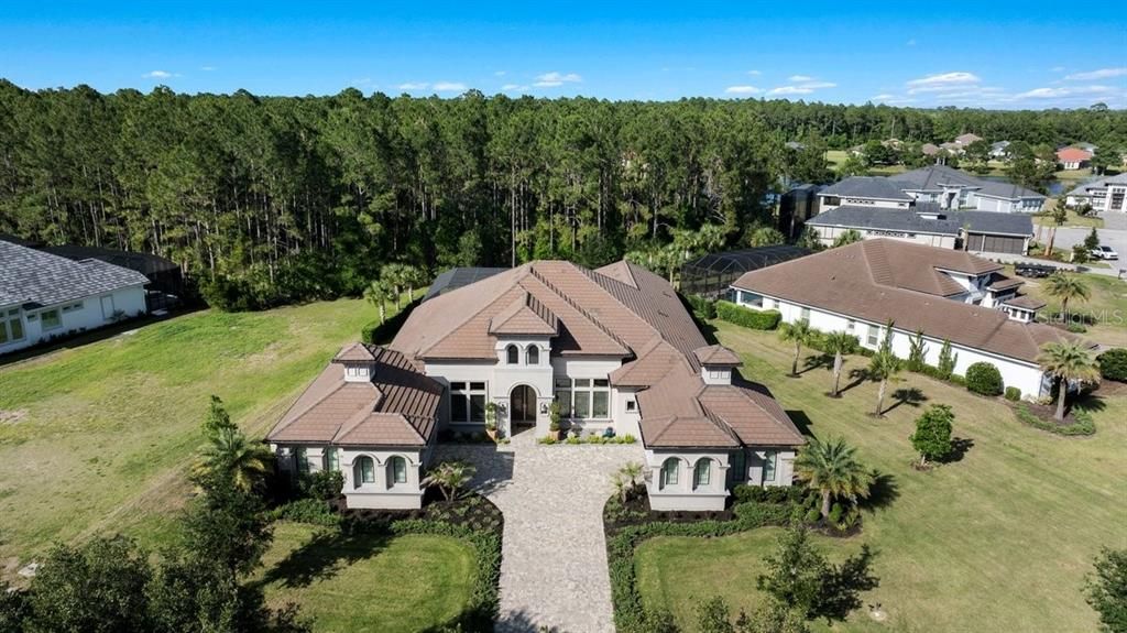 For Sale: $2,100,000 (5 beds, 5 baths, 4272 Square Feet)