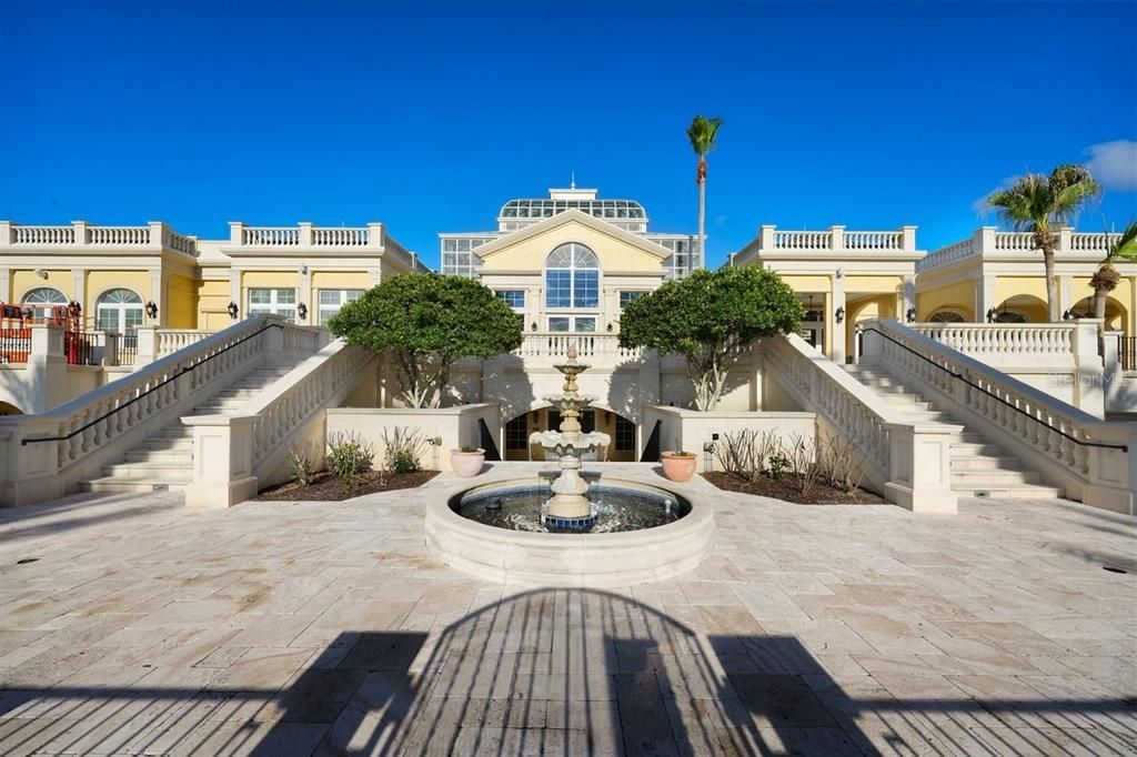 For Sale: $2,100,000 (5 beds, 5 baths, 4272 Square Feet)