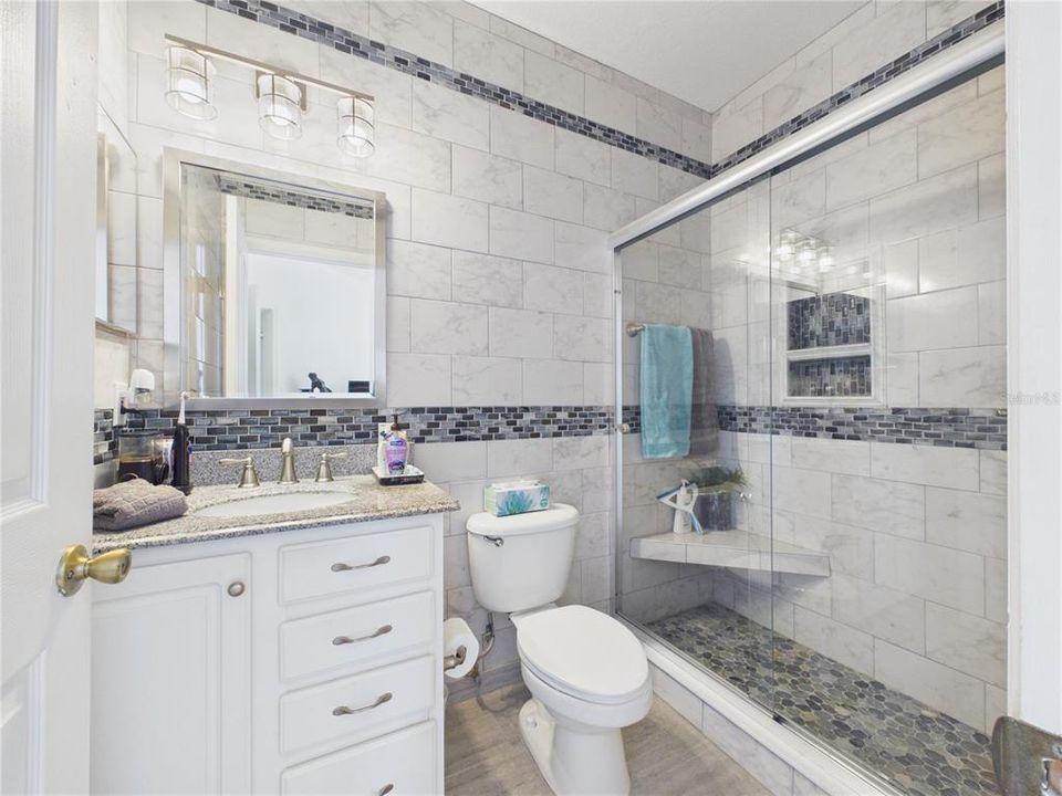 For Sale: $239,000 (2 beds, 2 baths, 1048 Square Feet)