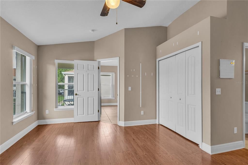 For Sale: $219,999 (3 beds, 2 baths, 1245 Square Feet)