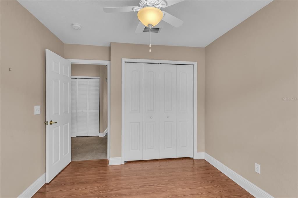 For Sale: $219,999 (3 beds, 2 baths, 1245 Square Feet)