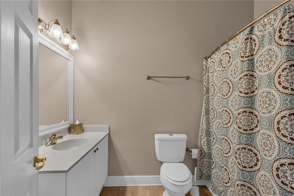 For Sale: $219,999 (3 beds, 2 baths, 1245 Square Feet)