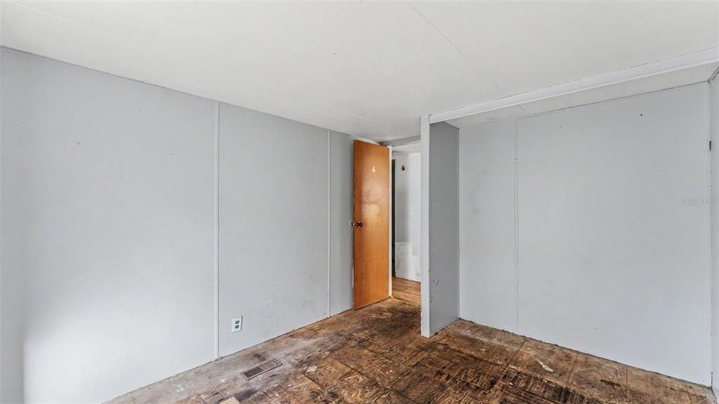 En Venta: $250,000 (6 camas, 4 baños, 1632 Pies cuadrados)