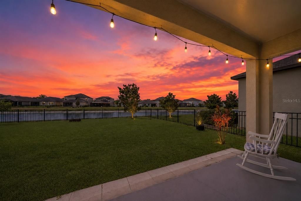For Sale: $415,000 (4 beds, 2 baths, 2616 Square Feet)