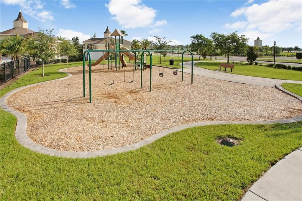 For Sale: $415,000 (4 beds, 2 baths, 2616 Square Feet)