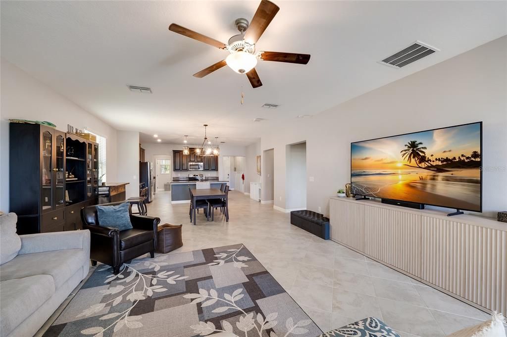 For Sale: $415,000 (4 beds, 2 baths, 2616 Square Feet)