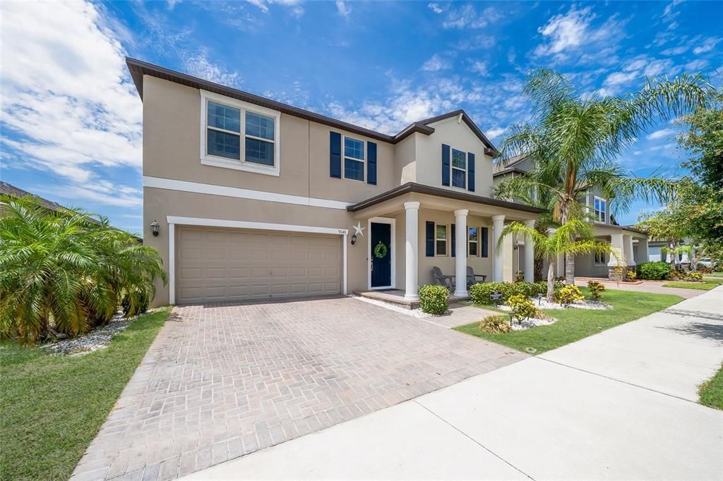 For Sale: $415,000 (4 beds, 2 baths, 2616 Square Feet)