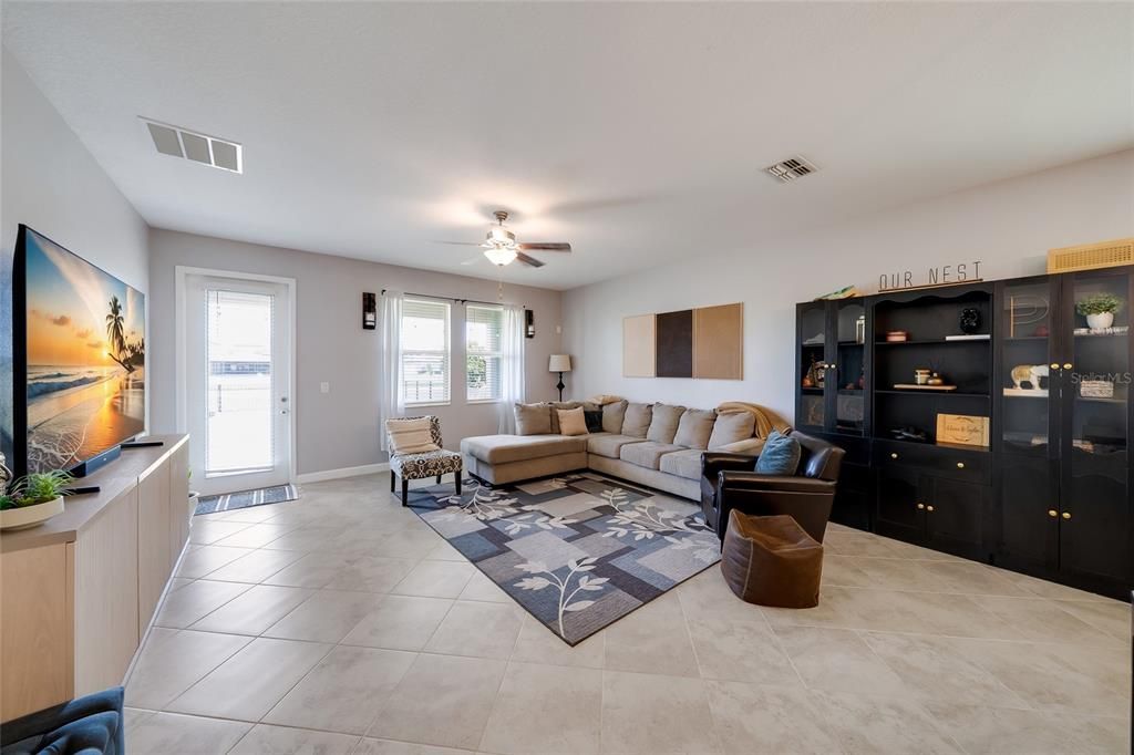 For Sale: $415,000 (4 beds, 2 baths, 2616 Square Feet)