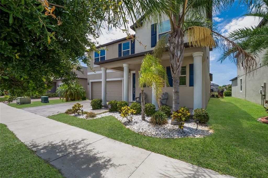 For Sale: $415,000 (4 beds, 2 baths, 2616 Square Feet)