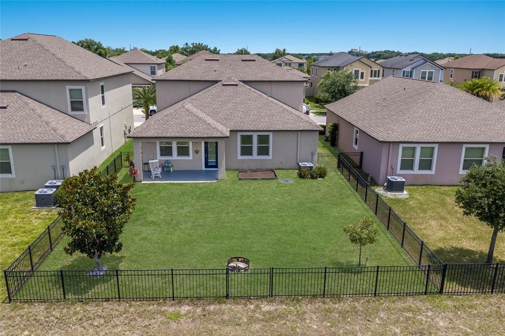 For Sale: $415,000 (4 beds, 2 baths, 2616 Square Feet)