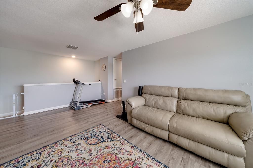 For Sale: $415,000 (4 beds, 2 baths, 2616 Square Feet)
