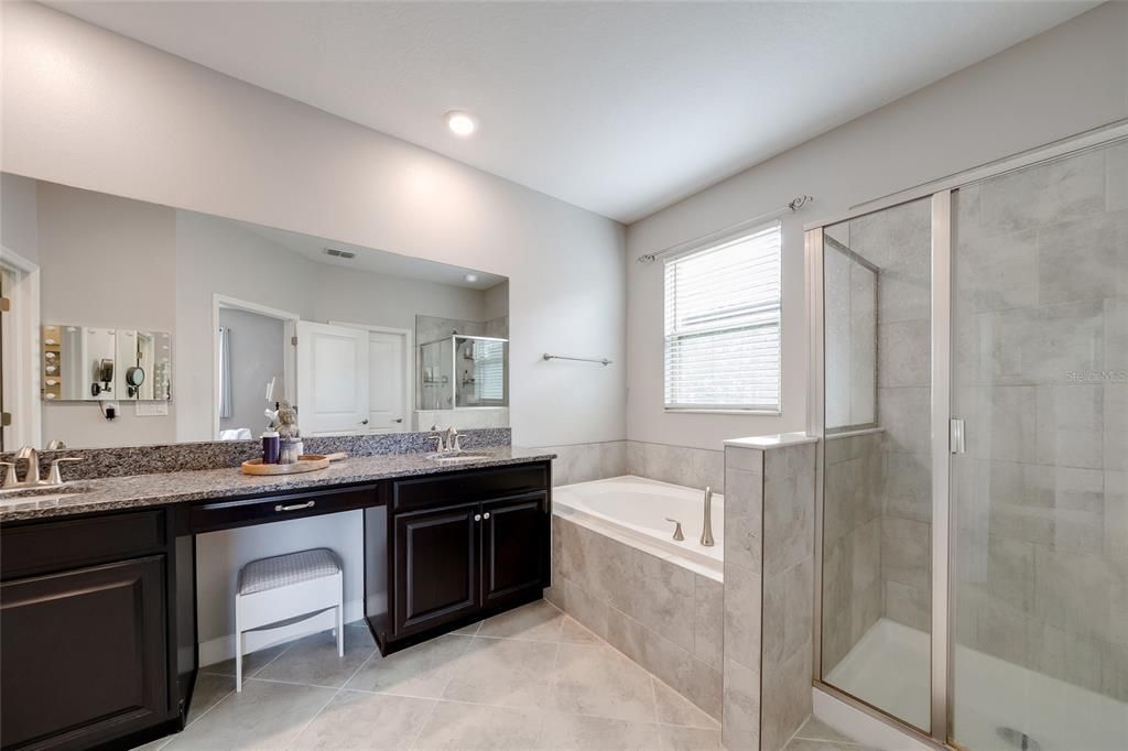 For Sale: $415,000 (4 beds, 2 baths, 2616 Square Feet)