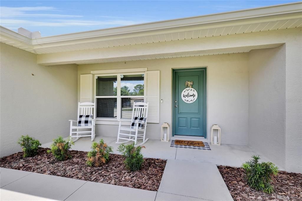 For Sale: $279,900 (3 beds, 2 baths, 1308 Square Feet)