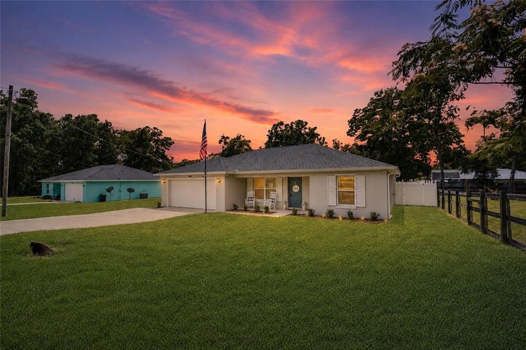 For Sale: $279,900 (3 beds, 2 baths, 1308 Square Feet)