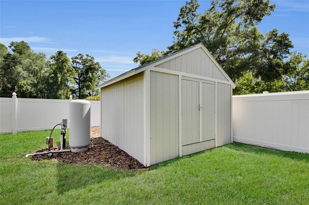For Sale: $279,900 (3 beds, 2 baths, 1308 Square Feet)