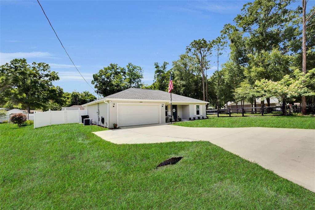 For Sale: $279,900 (3 beds, 2 baths, 1308 Square Feet)
