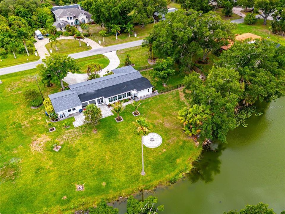 En Venta: $765,000 (4 camas, 3 baños, 2366 Pies cuadrados)