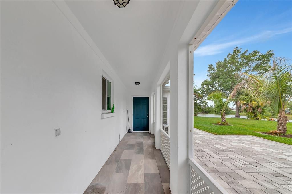 En Venta: $765,000 (4 camas, 3 baños, 2366 Pies cuadrados)
