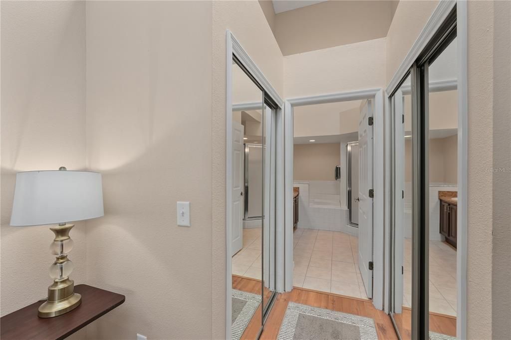 На продажу: $429,000 (3 спален, 2 ванн, 1721 Квадратных фут)