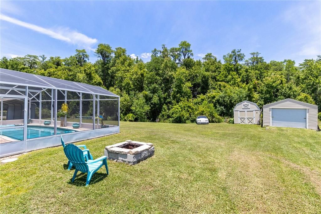 На продажу: $415,000 (3 спален, 2 ванн, 1687 Квадратных фут)