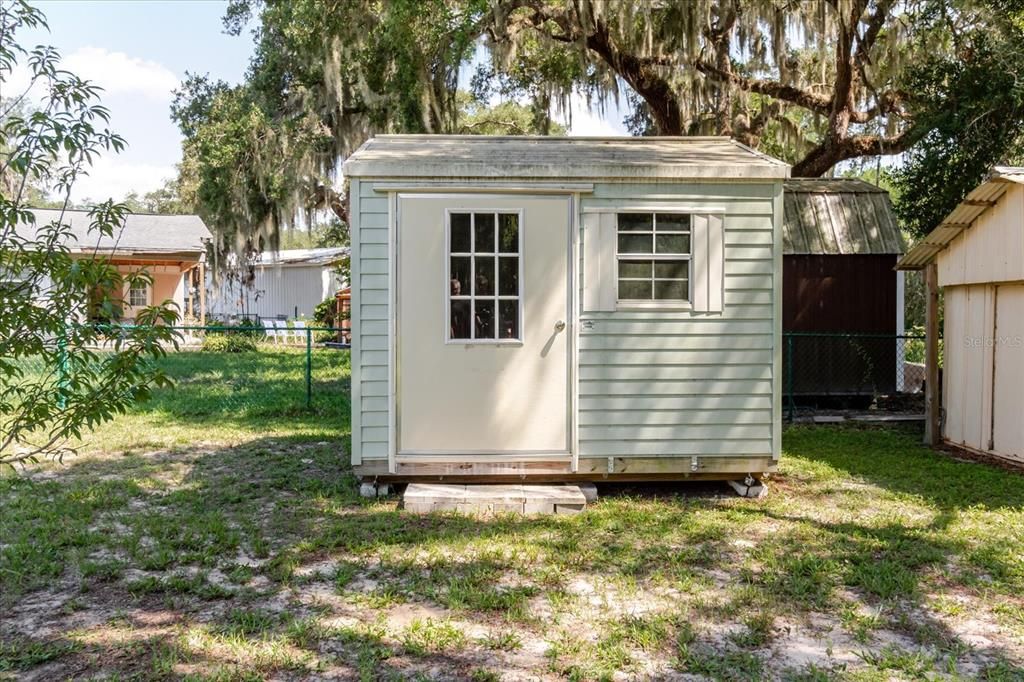 For Sale: $353,000 (2 beds, 2 baths, 1301 Square Feet)