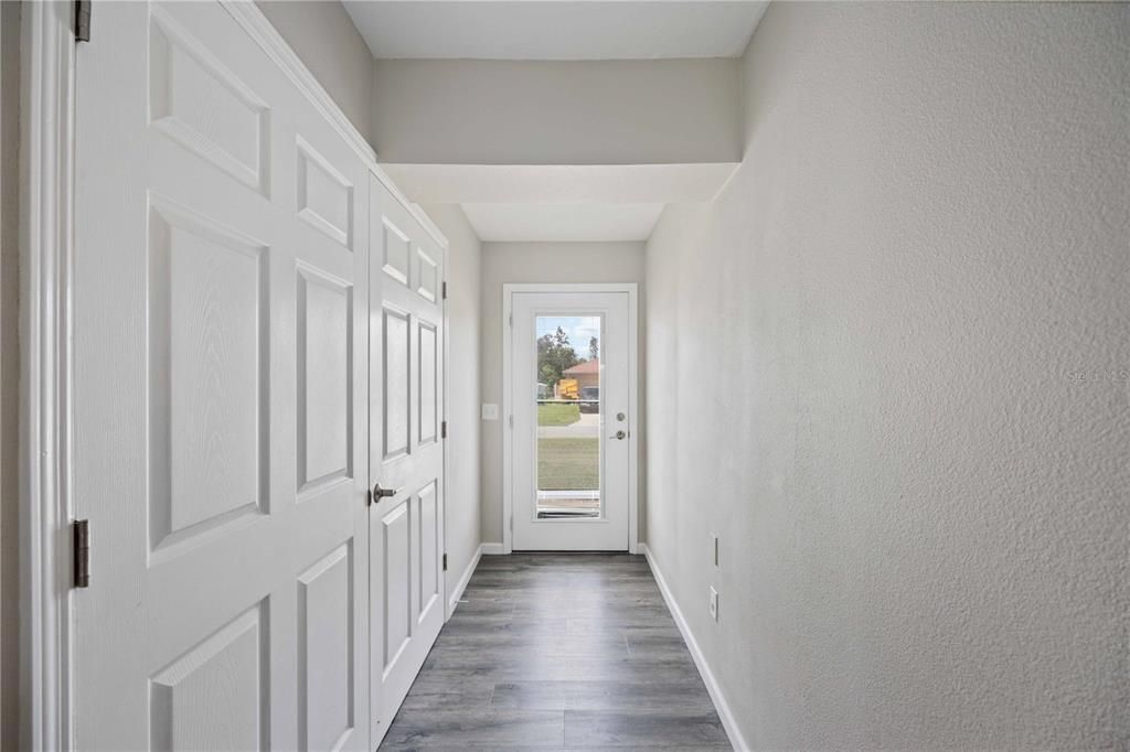 For Sale: $335,000 (3 beds, 2 baths, 1248 Square Feet)