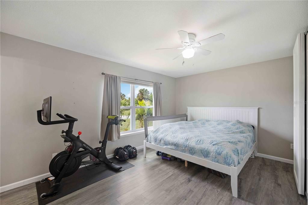 For Sale: $335,000 (3 beds, 2 baths, 1248 Square Feet)