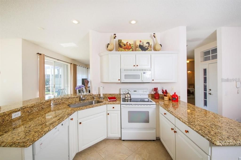 For Rent: $3,000 (3 beds, 2 baths, 1661 Square Feet)