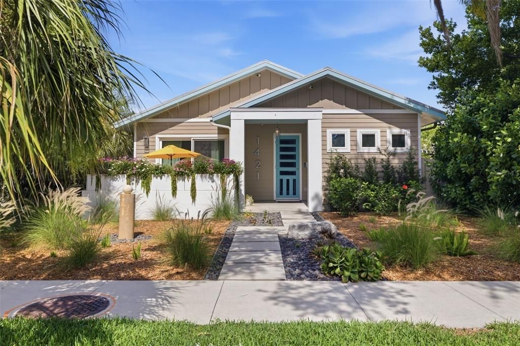 For Sale: $1,225,000 (4 beds, 3 baths, 2273 Square Feet)