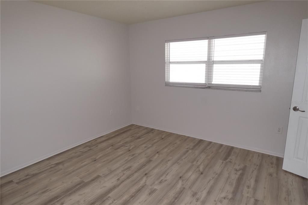 For Rent: $1,395 (1 beds, 1 baths, 650 Square Feet)