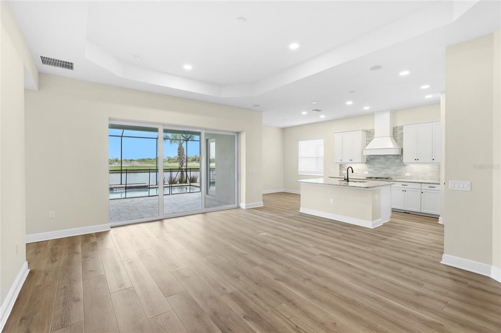 For Sale: $799,000 (3 beds, 2 baths, 2379 Square Feet)
