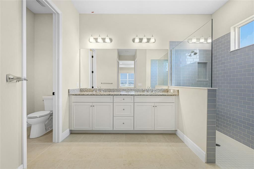 For Sale: $799,000 (3 beds, 2 baths, 2379 Square Feet)