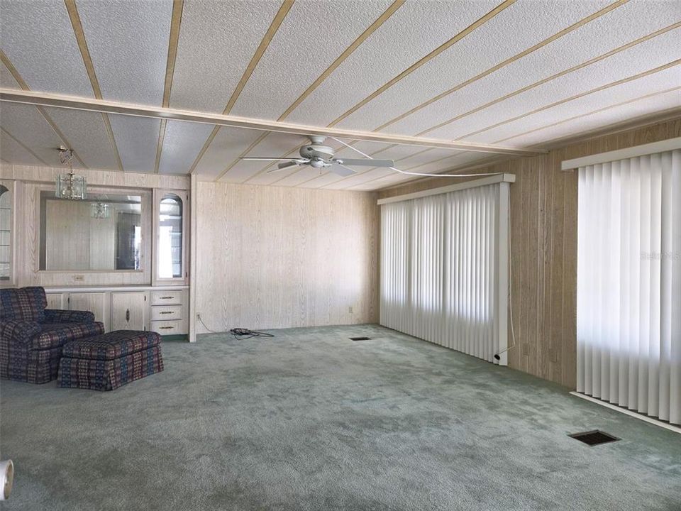 En Venta: $174,900 (2 camas, 2 baños, 1344 Pies cuadrados)
