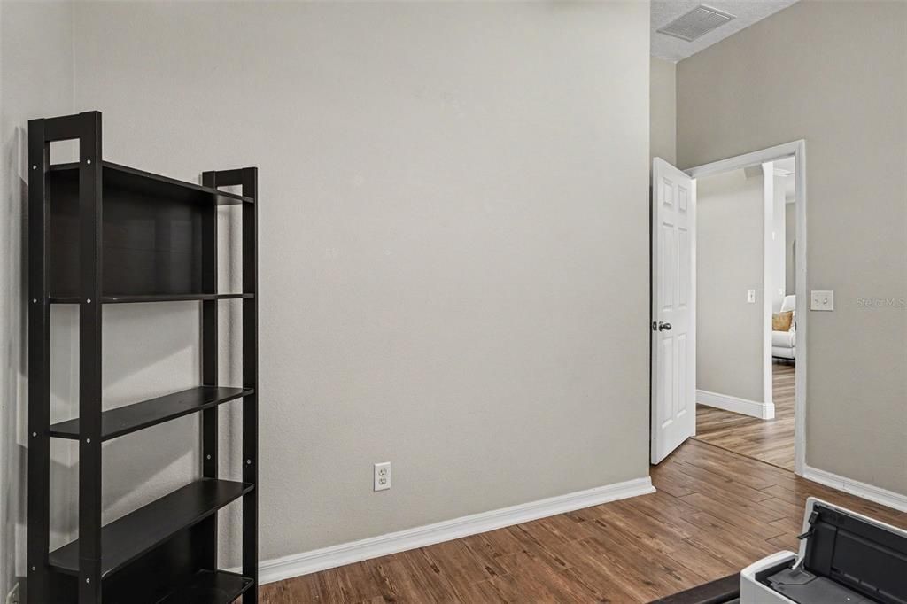 For Sale: $525,000 (3 beds, 2 baths, 2209 Square Feet)