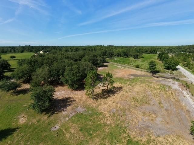 En Venta: $279,900 (4.94 acres)