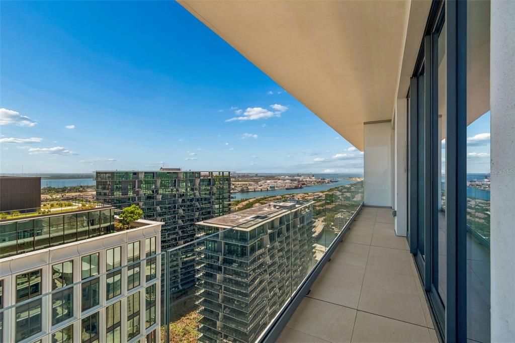 В аренду: $24,000 (3 спален, 3 ванн, 2388 Квадратных фут)