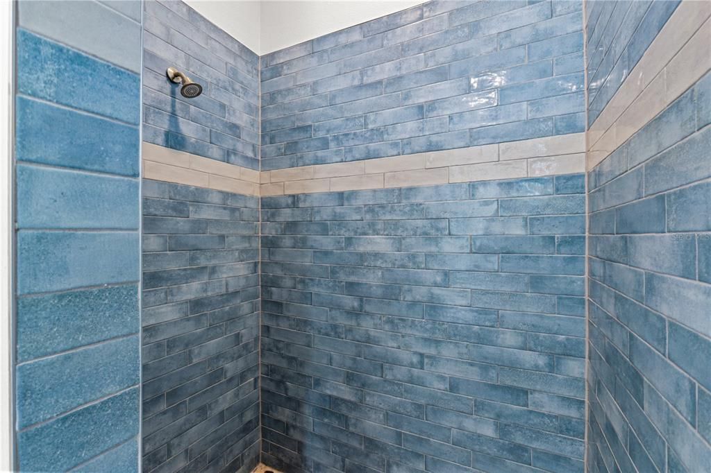 На продажу: $450,000 (4 спален, 2 ванн, 2124 Квадратных фут)