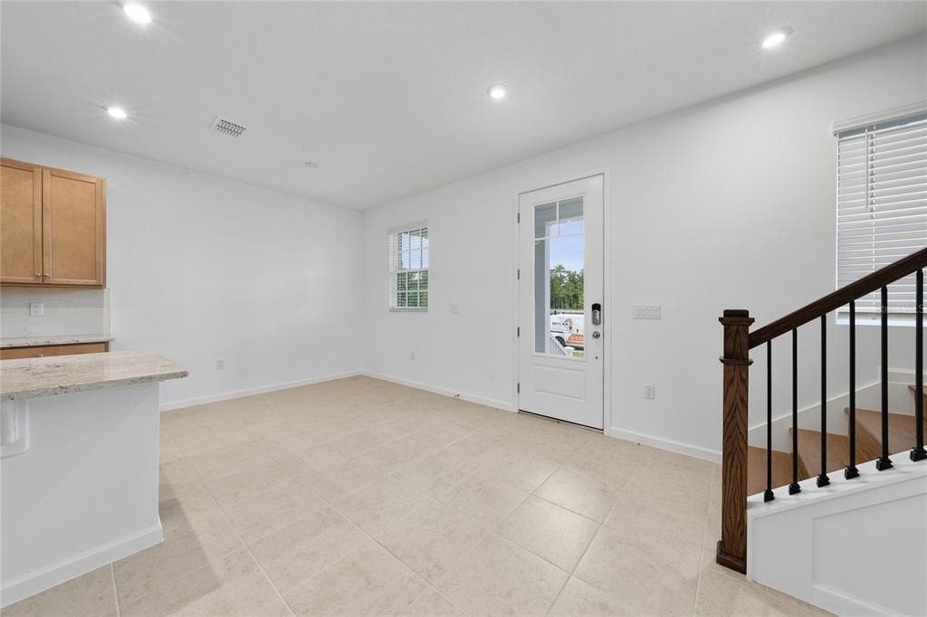 For Rent: $3,700 (3 beds, 2 baths, 1628 Square Feet)