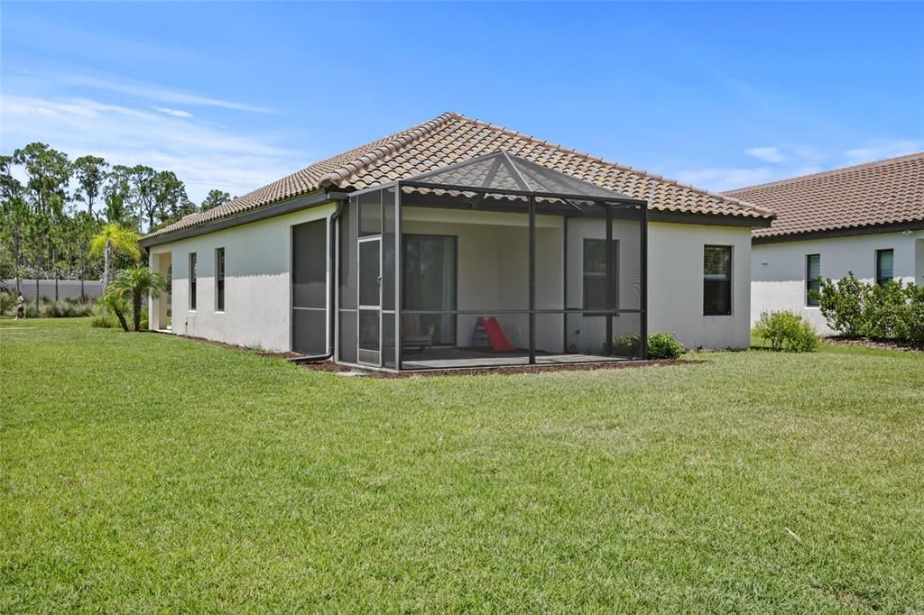 For Sale: $469,999 (3 beds, 2 baths, 1536 Square Feet)