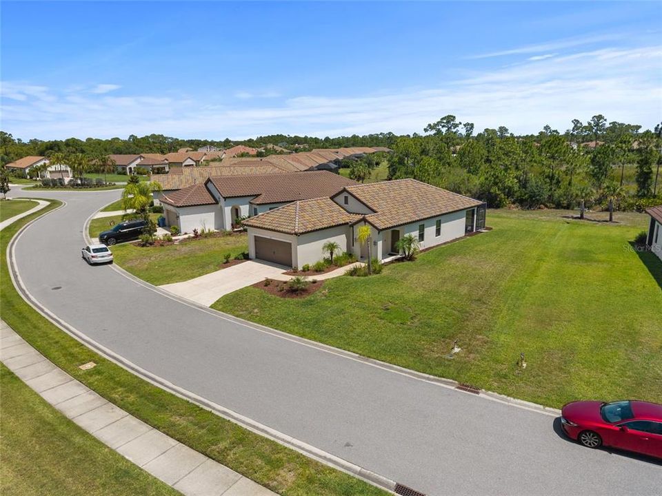 For Sale: $469,999 (3 beds, 2 baths, 1536 Square Feet)