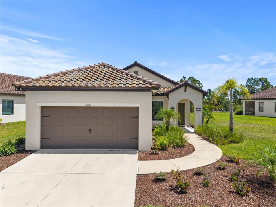 For Sale: $469,999 (3 beds, 2 baths, 1536 Square Feet)
